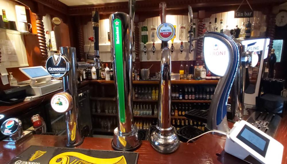 signal-2021-08-18-183430 The Bar at the Seven Stars Thornton Hough